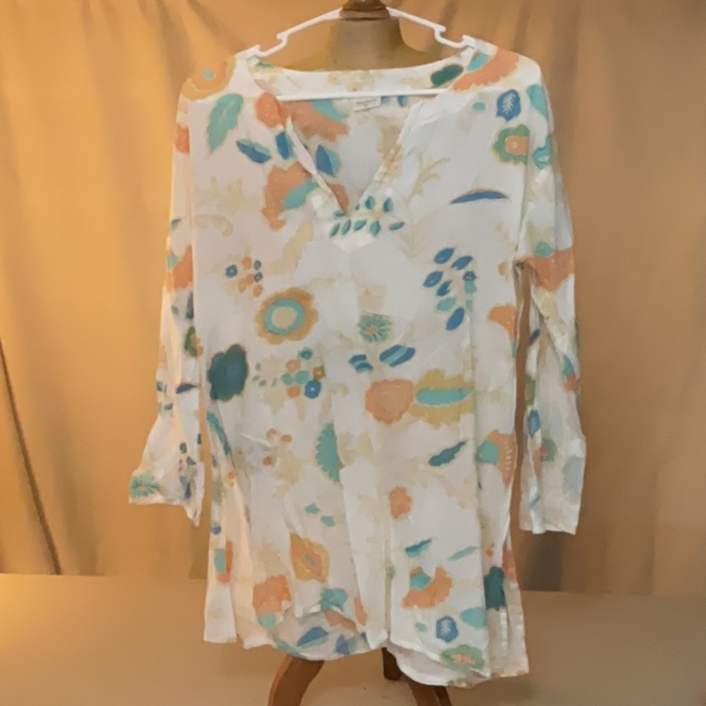 EUC woman’s NUSANTARA shirt